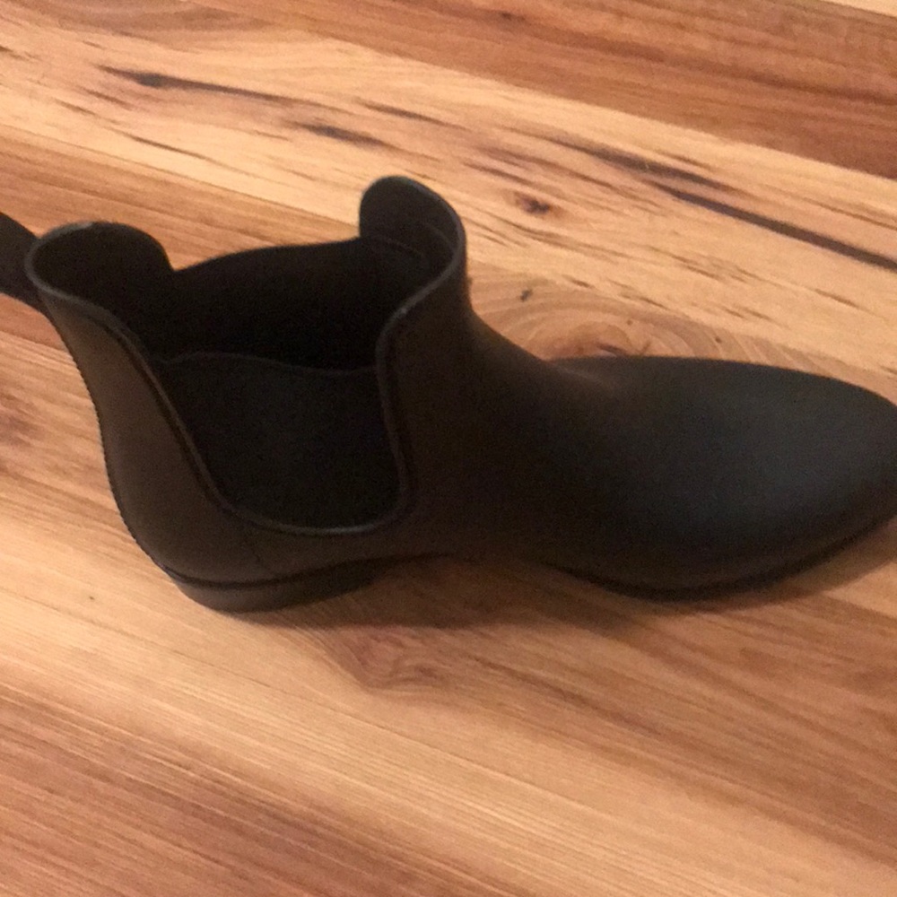 Chelsea rain boots